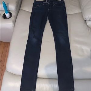 skinny jeans